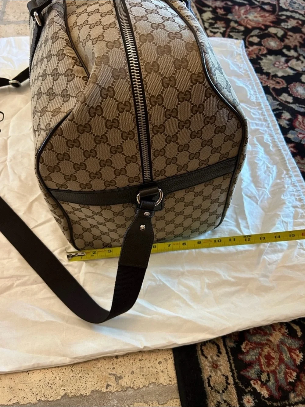 Unisex Gucci Beige GG Supreme Canvas Weekender with Dark Brown Trim made Italy
